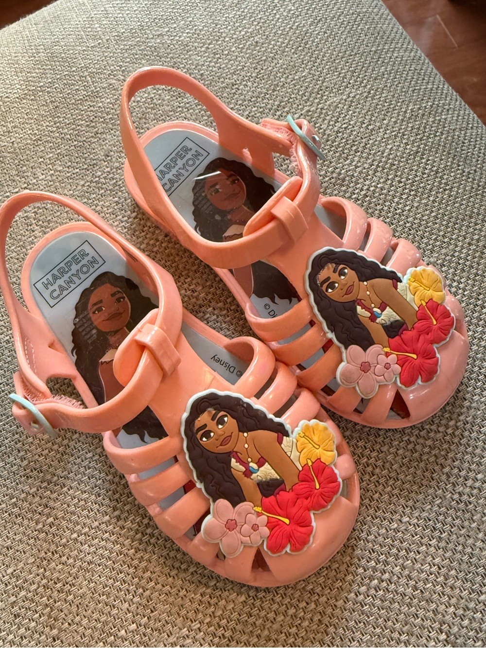 Harper Canyon Moana Jelly sandal size 8